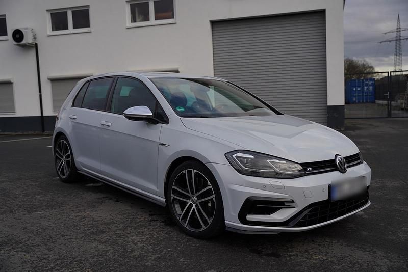 Używany VW Golf VII 310 KM (228 kW) 2017 Biały Hatchback
