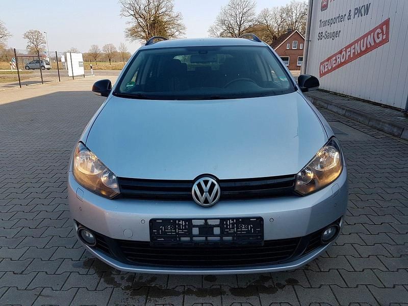 Gebraucht VW Golf VII S 105 PS (77 kW) 2012 Silber Kombi