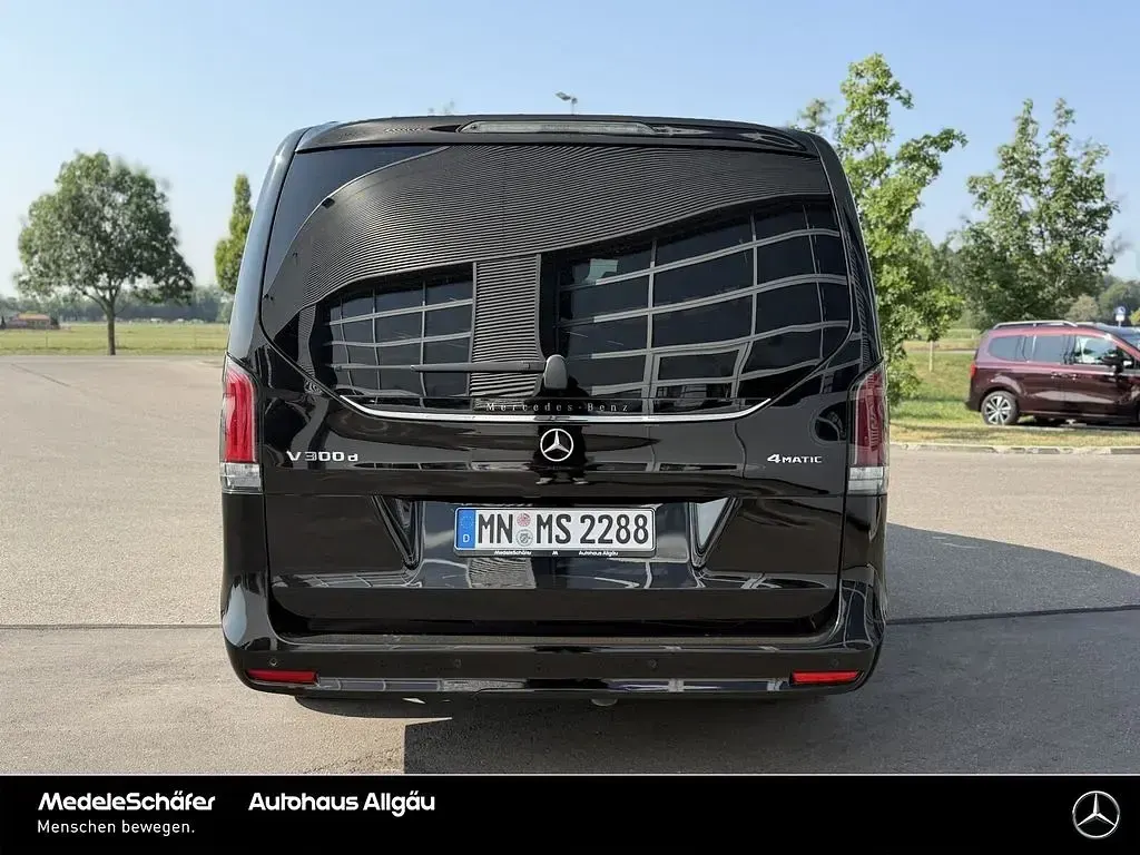 Gebraucht Mercedes V300 Avantgarde 237 PS (174 kW) 2026 Obsidianschwarz Van / Kleinbus