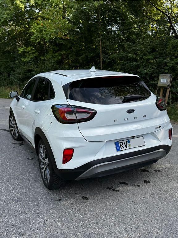 Gebraucht Ford Puma Titanium 125 PS (91 kW) 2021 Weiß SUV