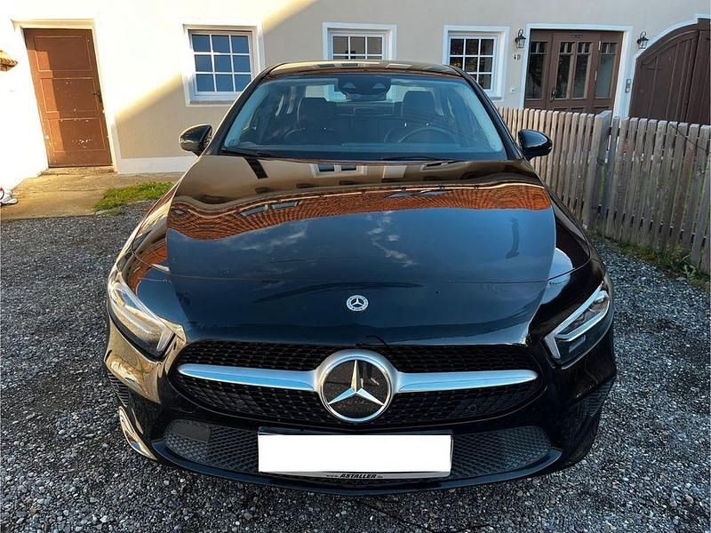 Gebraucht Mercedes A250 Progressive 218 PS (160 kW) 2020 Schwarz Limousine