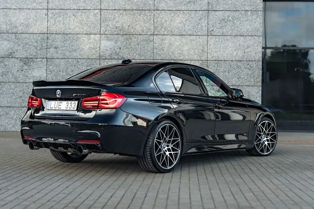 Gebraucht BMW 340 M Sport 326 PS (239 kW) 2017 Schwarz Limousine