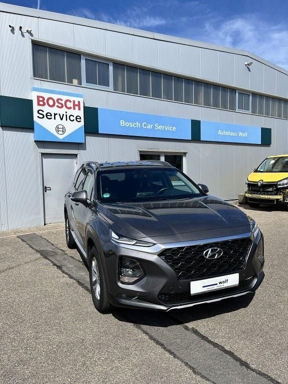 Magnetic force Gebraucht 2019 Hyundai Santa Fe Trend SUV | 25.699 € (Superpreis) - Bild 1/4