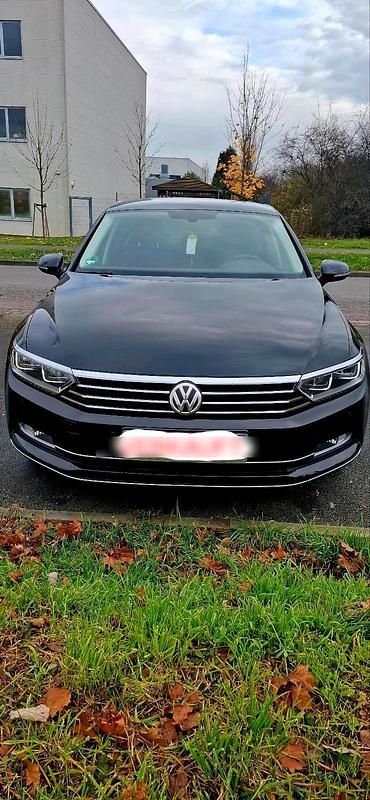Gebraucht VW Passat Highline 150 PS (110 kW) 2017 Schwarz Limousine