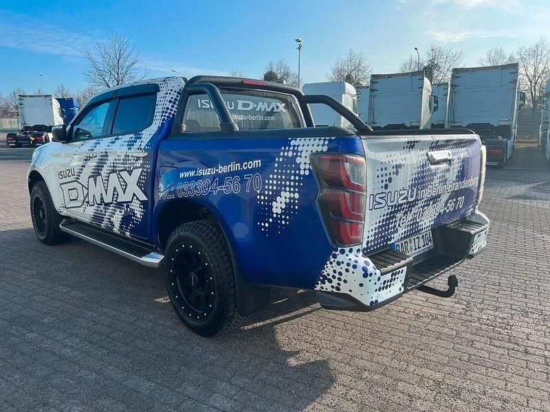 Gebraucht Isuzu D-Max 163 PS (119 kW) 2025 Weiß Pickup