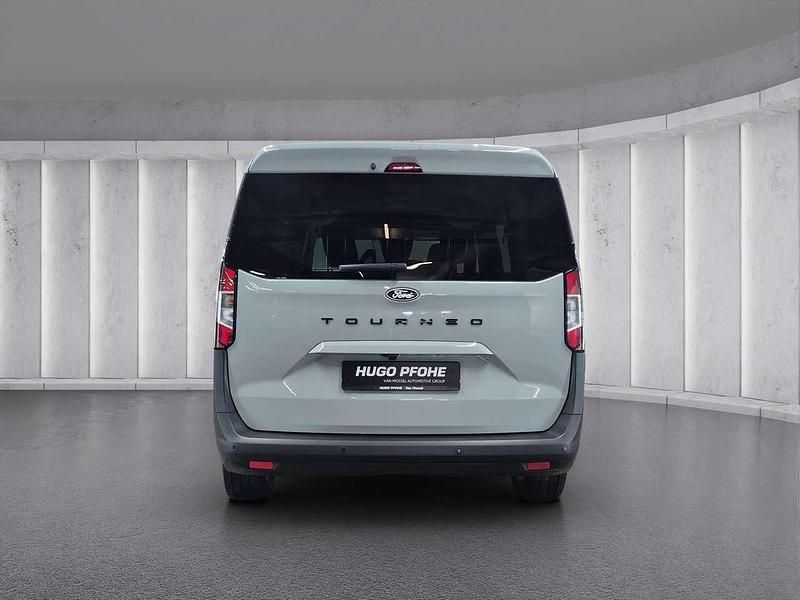 Gebraucht Ford Tourneo Titanium 125 PS (91 kW) 2024 Grau Kombi