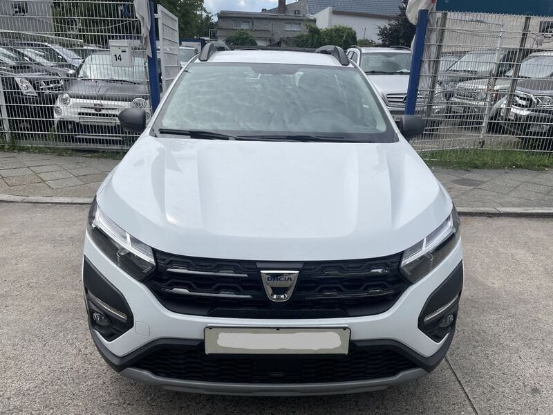Gebraucht Dacia Sandero Essentiel 91 PS (66 kW) 2022 Weiß Kleinwagen