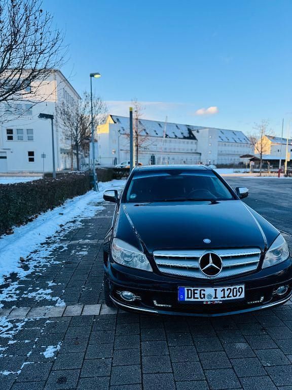 Gebraucht Mercedes C350 272 PS (200 kW) 2008 Schwarz Limousine