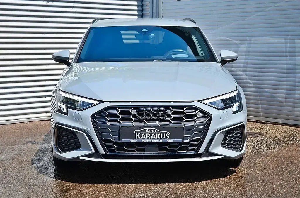 Gebraucht Audi A3 e-tron S-line plus 245 PS (180 kW) 2022 Grau Kleinwagen
