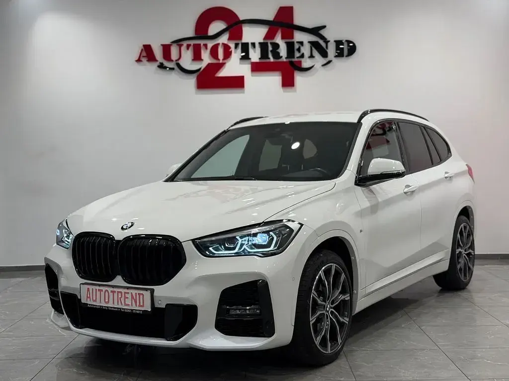Gebraucht BMW X1 M Sport 231 PS (169 kW) 2021 Weiß SUV