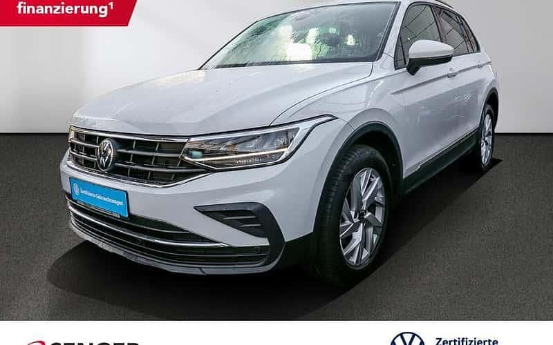 Weiß Gebraucht 2022 VW Tiguan Allspace Life SUV | 30.990 € (Guter Preis) - Bild 1/4