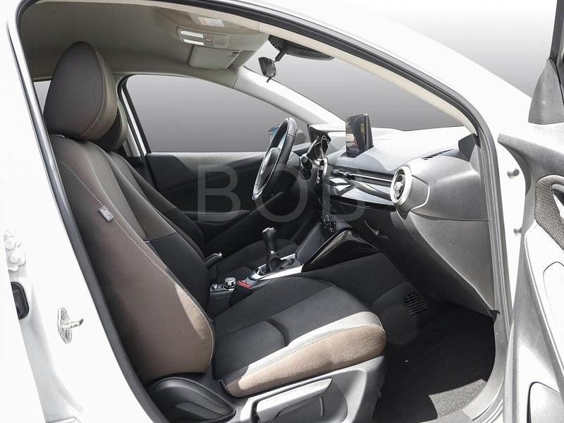 Gebraucht Mazda 2 Exclusive-Line 75 PS (55 kW) 2023 Weiß Kleinwagen