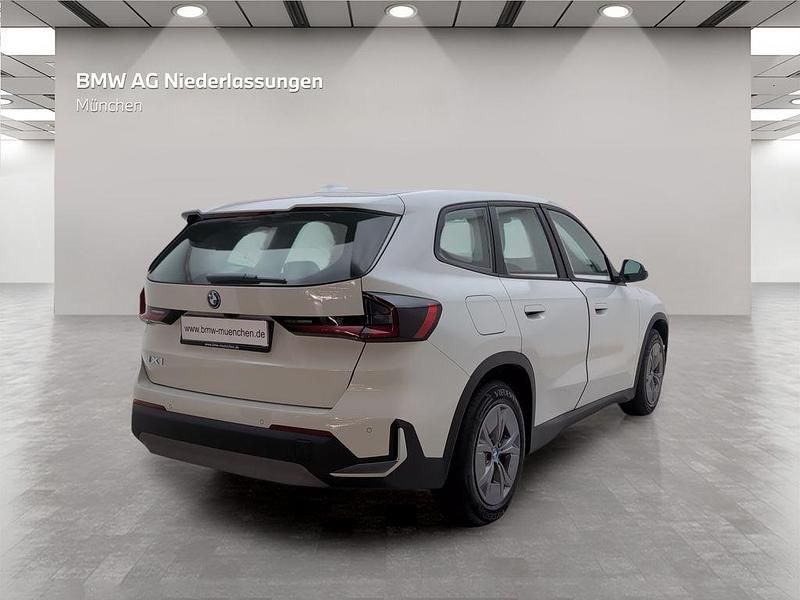 Gebraucht BMW iX1 Performance 225 kW (306 PS) 2023 Weiß SUV