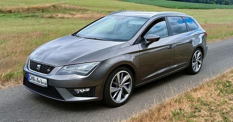 Grau Gebraucht 2014 Seat Leon ST FR Kombi | 9.499 € (Guter Preis) - Bild 1/4