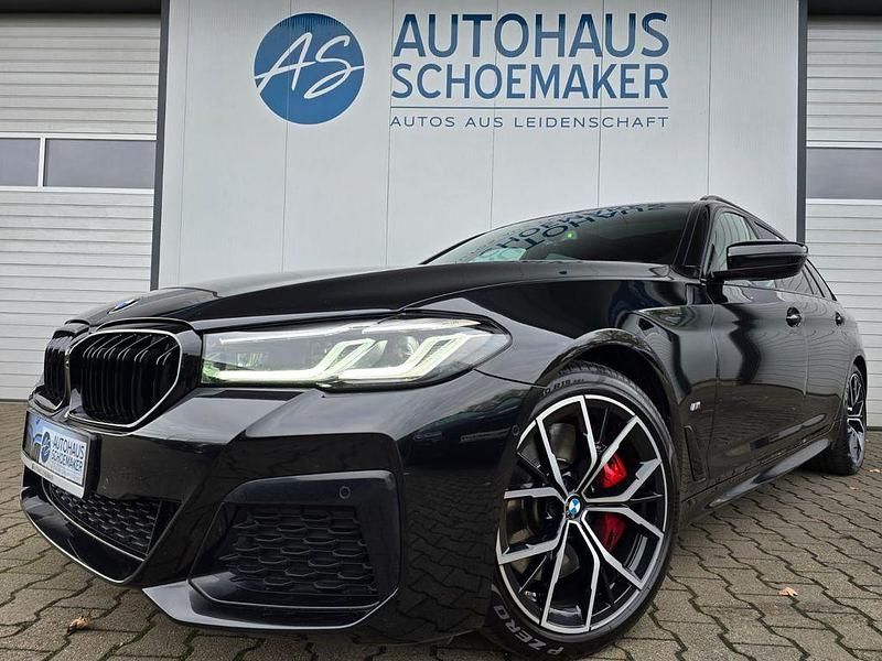 Schwarz Gebraucht 2020 BMW 540 M Sport Kombi | 34.977 € (Fairer Preis) - Bild 1/4