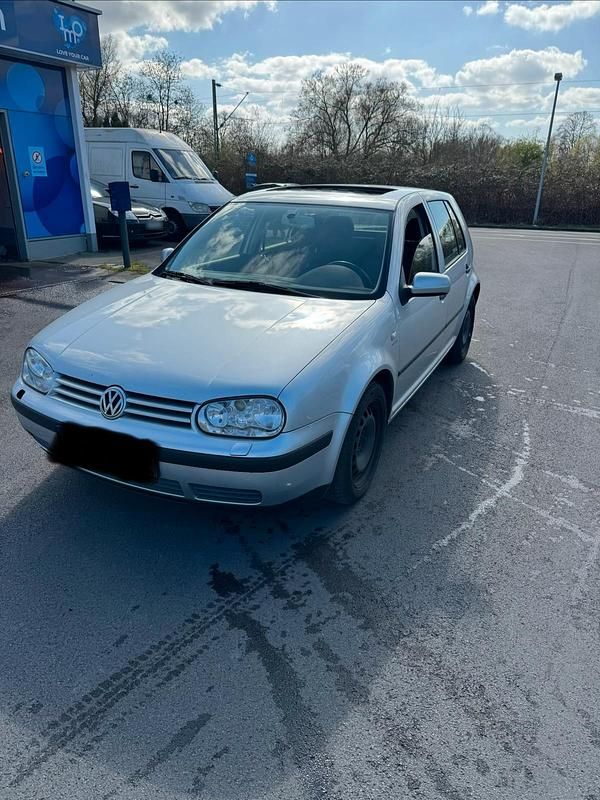 Gebraucht VW Golf IV 2001 Silber Kleinwagen
