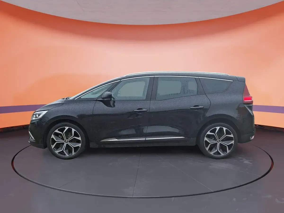 Usata Renault Scenic E-Tech 140 CV (102 kW) 2022 Nero Station wagon