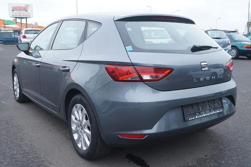 Gebraucht Seat Leon Style 190 PS (139 kW) 2013 Grau Limousine