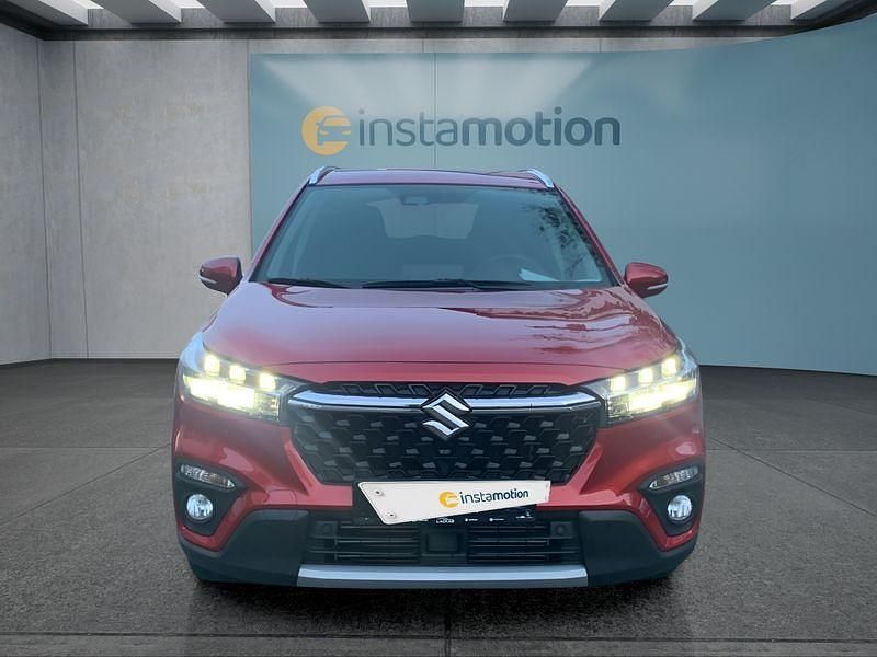 Gebraucht Suzuki SX4 129 PS (94 kW) 2023 Rot SUV