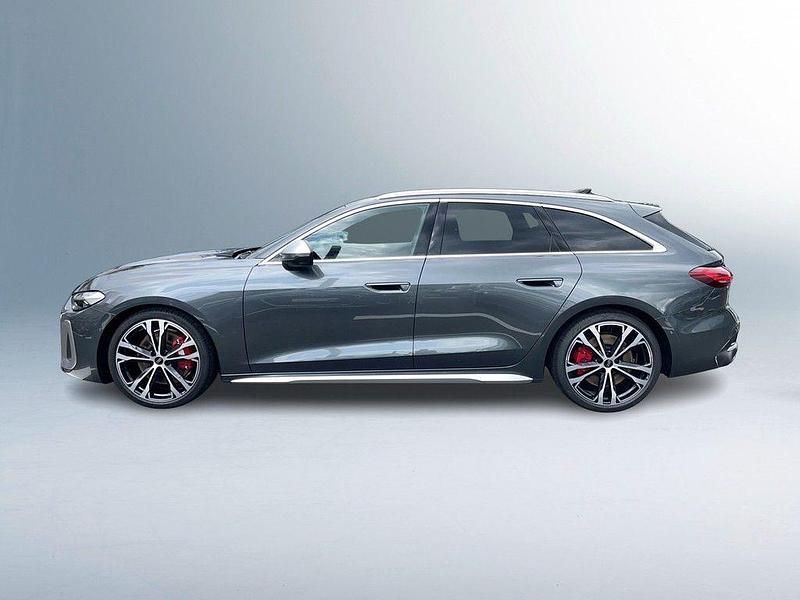 Gebraucht Audi S5 Ambiente 367 PS (269 kW) 2024 Daytonagrau perleffekt Kombi