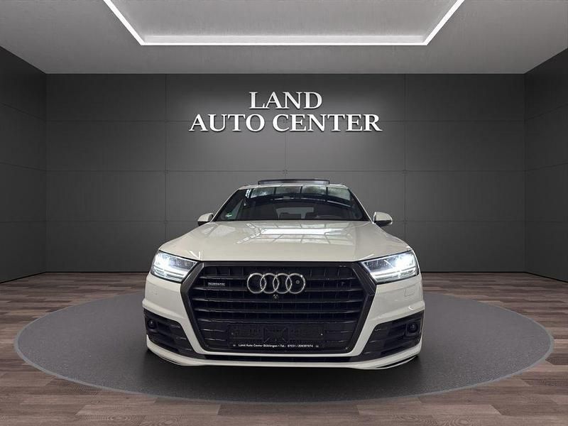 Weiß Gebraucht 2017 Audi Q7 S-Line SUV | 38.390 € (Fairer Preis) - Bild 1/4