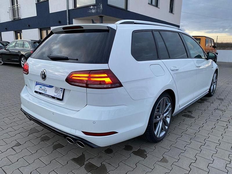 Gebraucht VW Golf VII R-line 300 PS (220 kW) 2020 Weiß Limousine