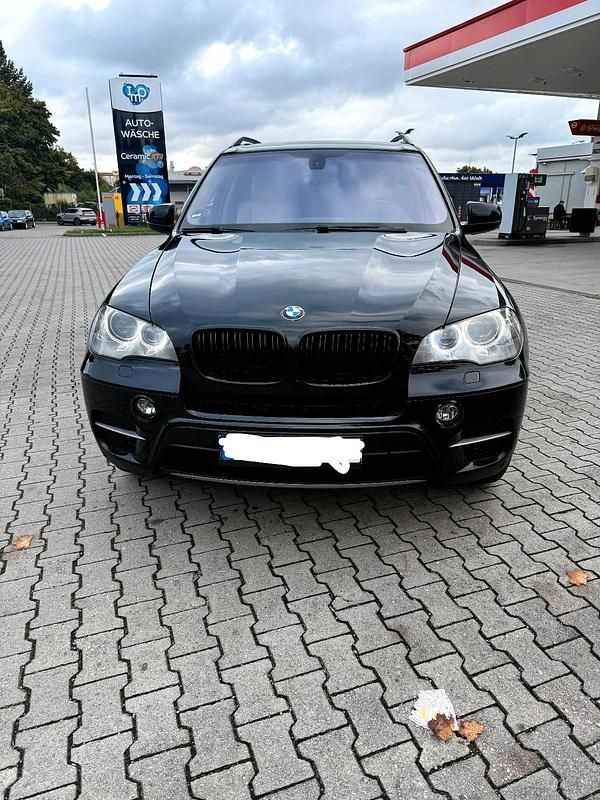 Schwarz Gebraucht 2012 BMW X5 SUV | 16.900 € - Bild 1/4