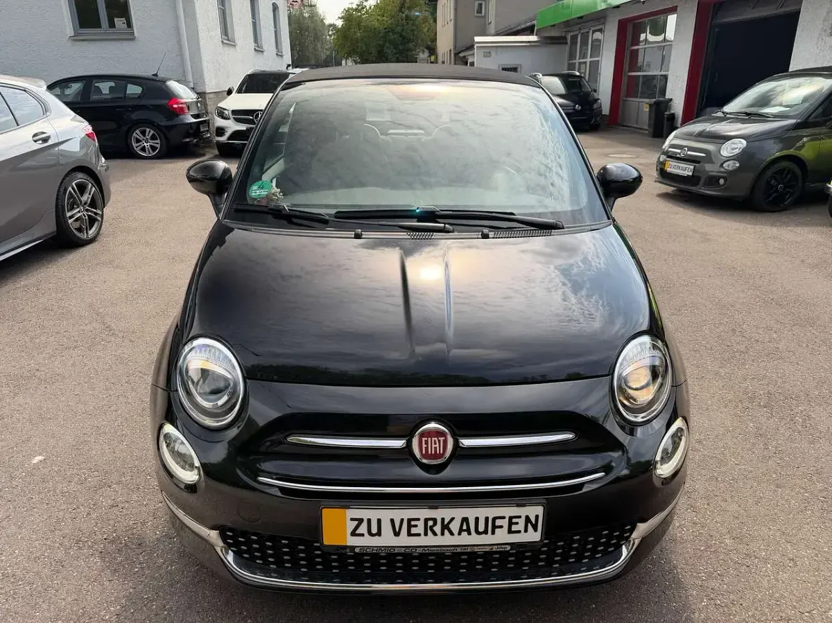 Gebraucht Fiat 500 Dolcevita 69 PS (50 kW) 2021 Vesuvio schwarz Cabrio