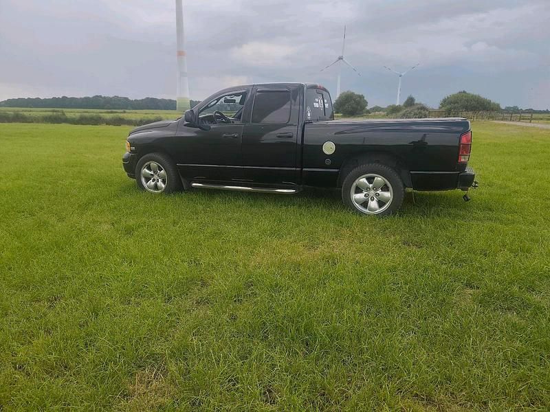 Schwarz Gebraucht 2003 Dodge Ram Abholung | 12.500 € (Fairer Preis) - Bild 1/4