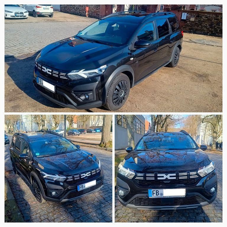 Gebraucht Dacia Jogger Extreme 101 PS (74 kW) 2023 Schwarz Van / Kleinbus