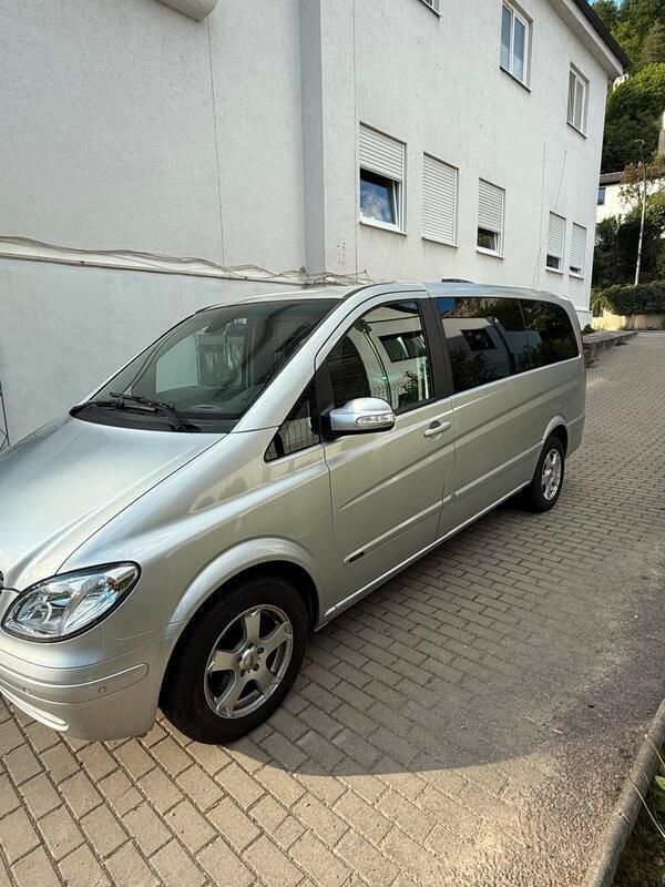 Silber Gebraucht 2007 Mercedes Viano Van / Kleinbus | 7.899 € (Superpreis) - Bild 1/4