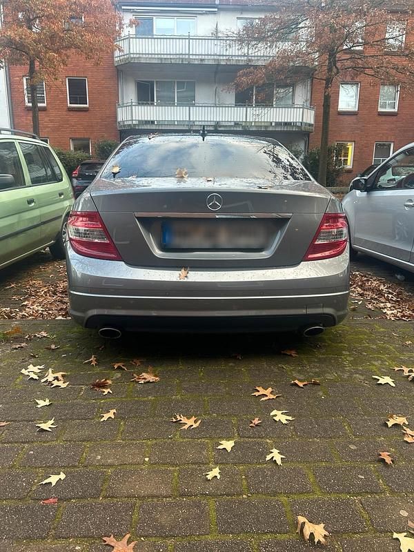 Gebraucht Mercedes C350 224 PS (164 kW) 2009 Grau Limousine