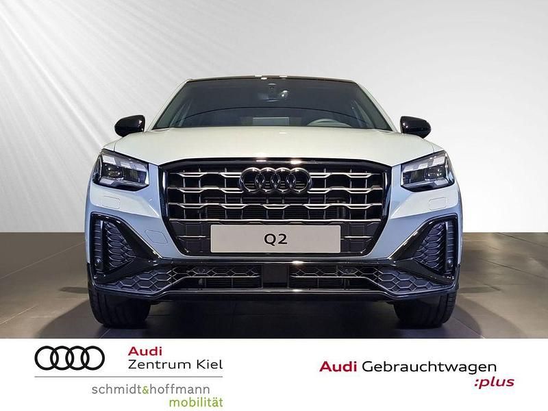Neu Audi Q2 S-Line 150 PS (110 kW) 2026 Grau SUV
