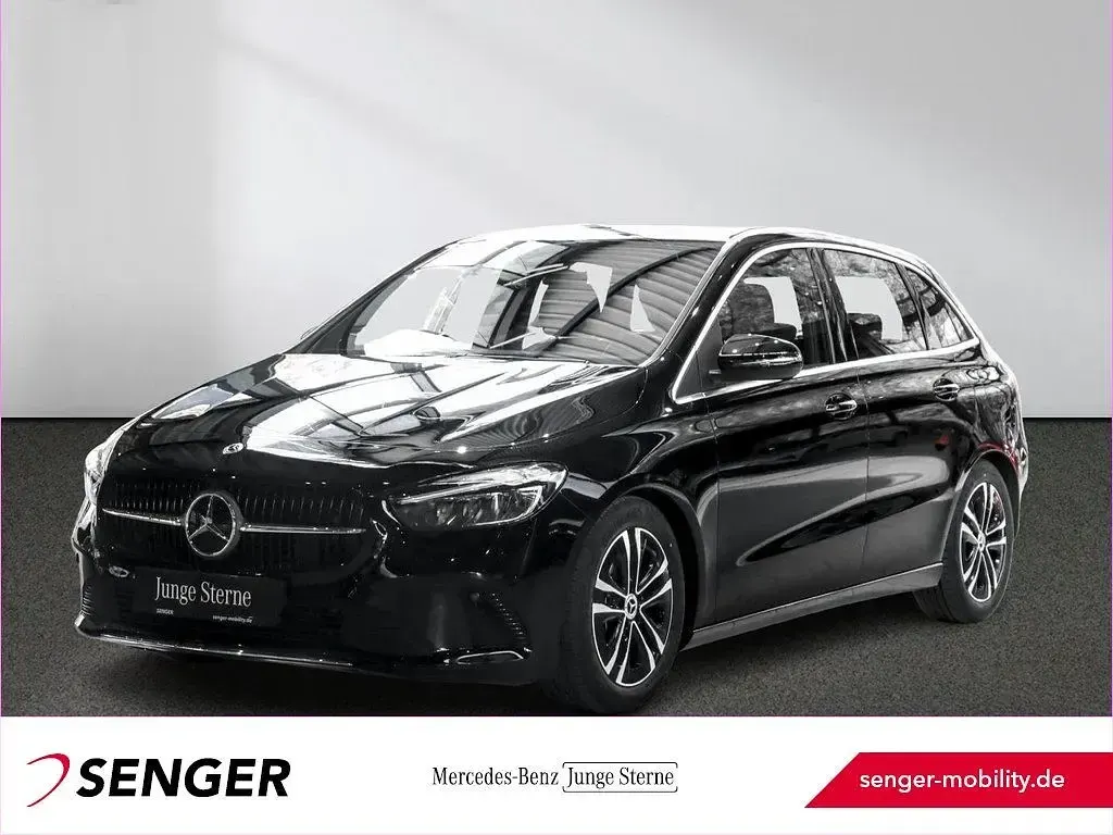 Gebraucht Mercedes B200 Progressive 163 PS (119 kW) 2025 Van / Kleinbus