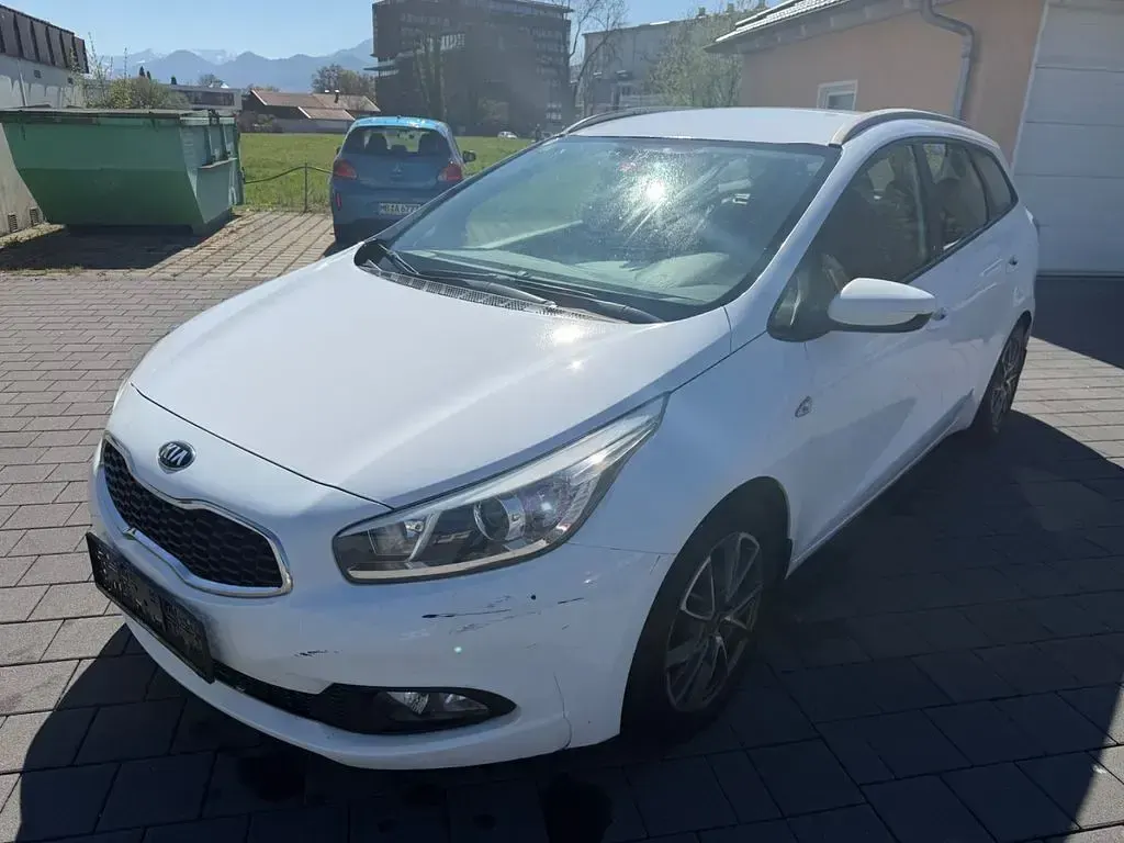 Gebraucht Kia Ceed Sportswagon 128 PS (94 kW) 2013 Kombi