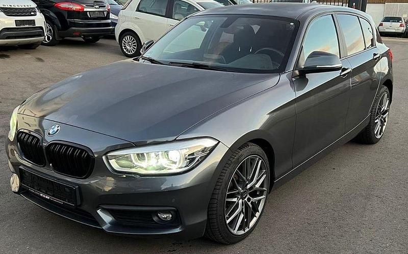 Gebraucht BMW 118 Advantage 136 PS (100 kW) 2018 Grau Kleinwagen