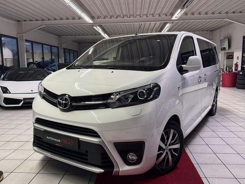 Weiß Gebraucht 2020 Toyota Proace Team Van | 24.949 € (Superpreis) - Bild 1/4