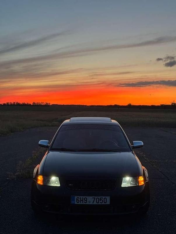 Second-hand Audi S3 305 CP (224 kW) 1999 Negru Hatchback