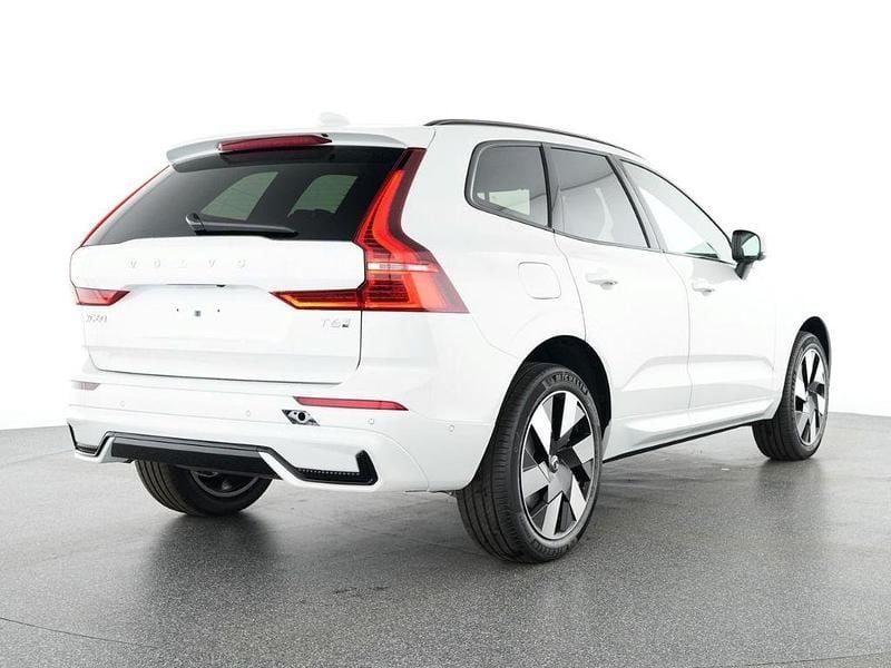 Gebraucht Volvo XC60 Plus 257 PS (189 kW) 2025 Crystal white SUV