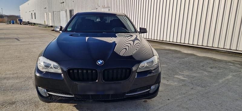Gebraucht BMW 520 184 PS (135 kW) 2013 Schwarz Limousine