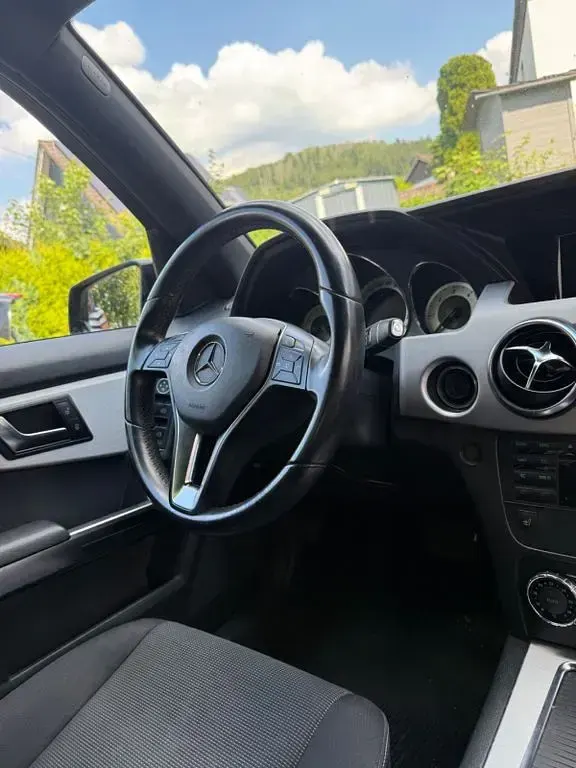 Gebraucht Mercedes GLK220 170 PS (125 kW) 2012 Schwarz SUV