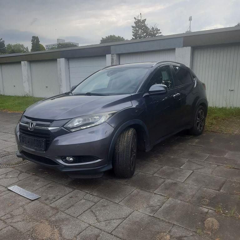 Grau Gebraucht 2017 Honda HR-V Elegance SUV | 14.500 € (Fairer Preis) - Bild 1/4