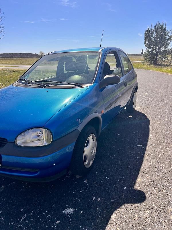 Gebraucht Opel Corsa 54 PS (39 kW) 2000 Blau Kleinwagen