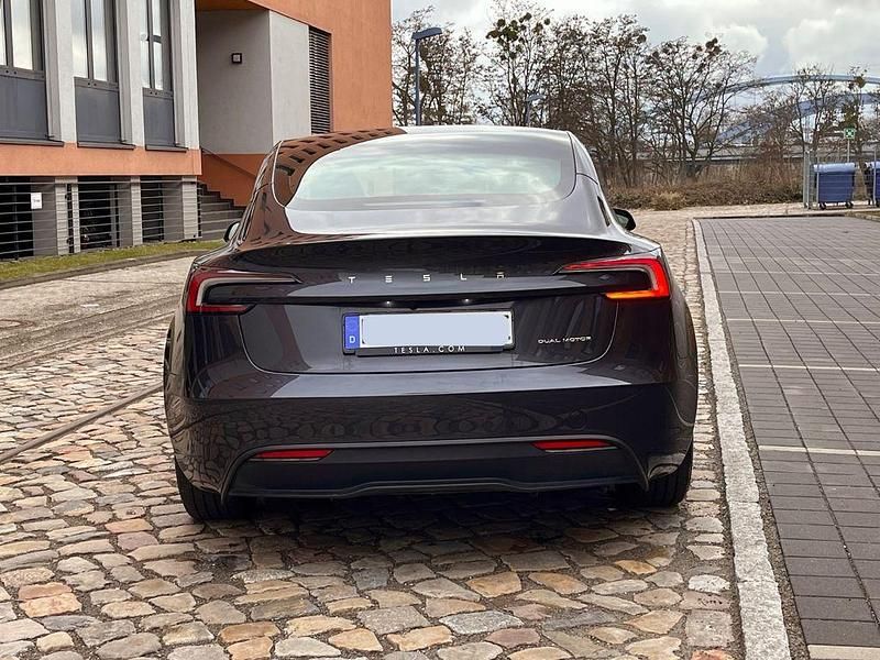 Gebraucht Tesla Model 3 Long Range AWD 366 kW (498 PS) 2023 Grau Limousine