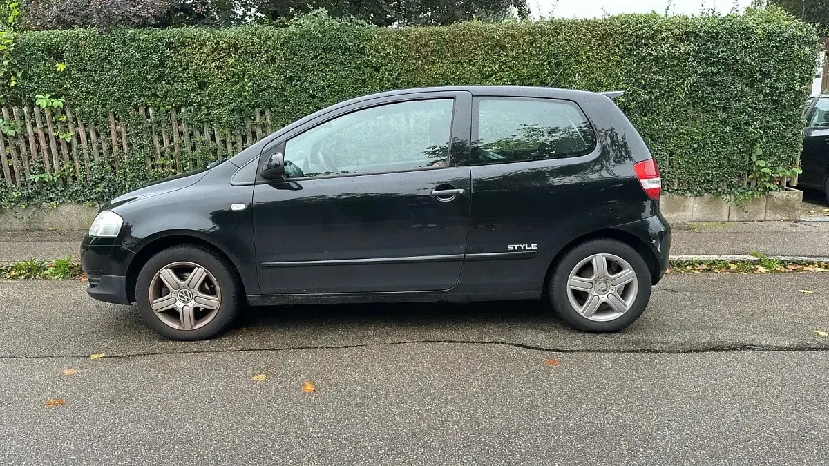Używany VW Fox Style 60 KM (44 kW) 2011 Czarny Hatchback