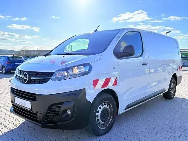 Usado Opel Vivaro Edition 144 HP (105 kW) 2023 Branco Monovolume