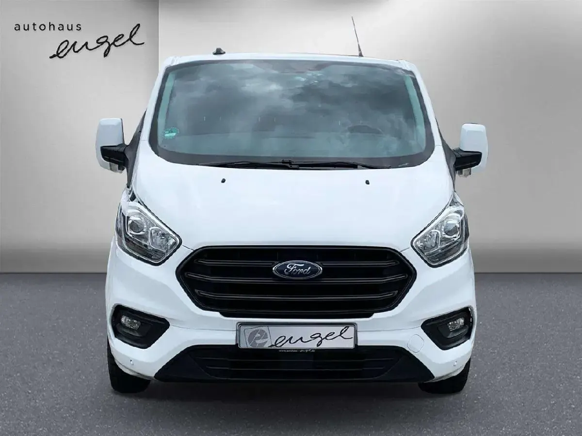 Gebraucht Ford Transit Custom Trend 105 PS (77 kW) 2022 Frostweiß Van / Kleinbus