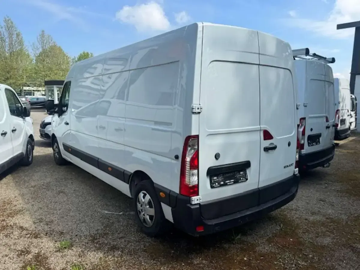 Gebraucht Renault Master Komfort 179 PS (131 kW) 2023 Blanc mineral Van / Kleinbus