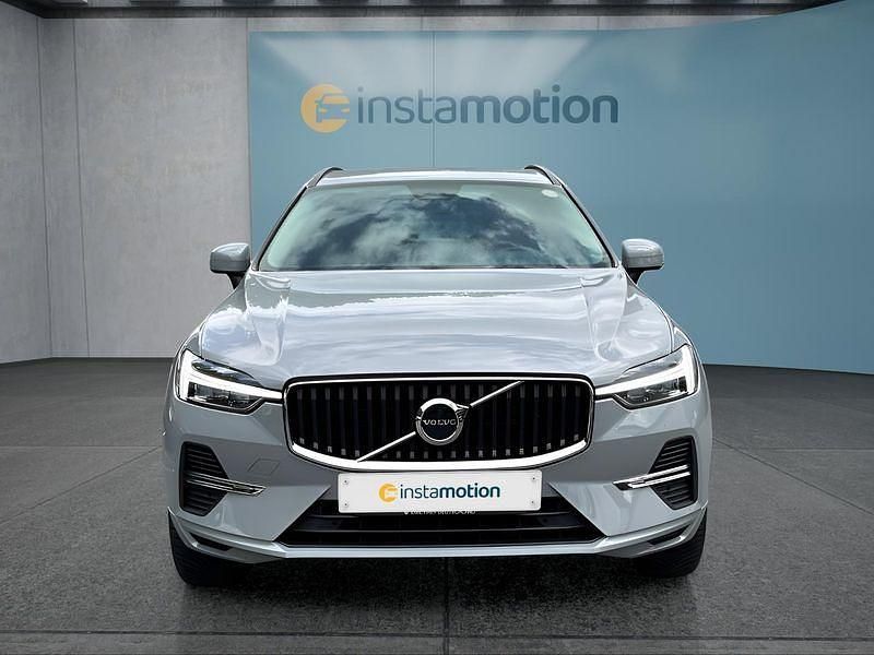 Gebraucht Volvo XC60 Core 250 PS (183 kW) 2024 Grau SUV