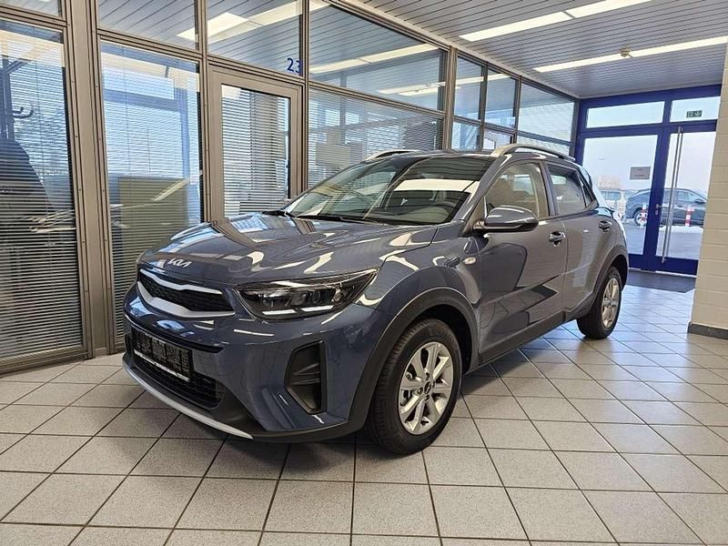 Neu Kia Stonic Vision 101 PS (74 kW) 2026 Blau SUV